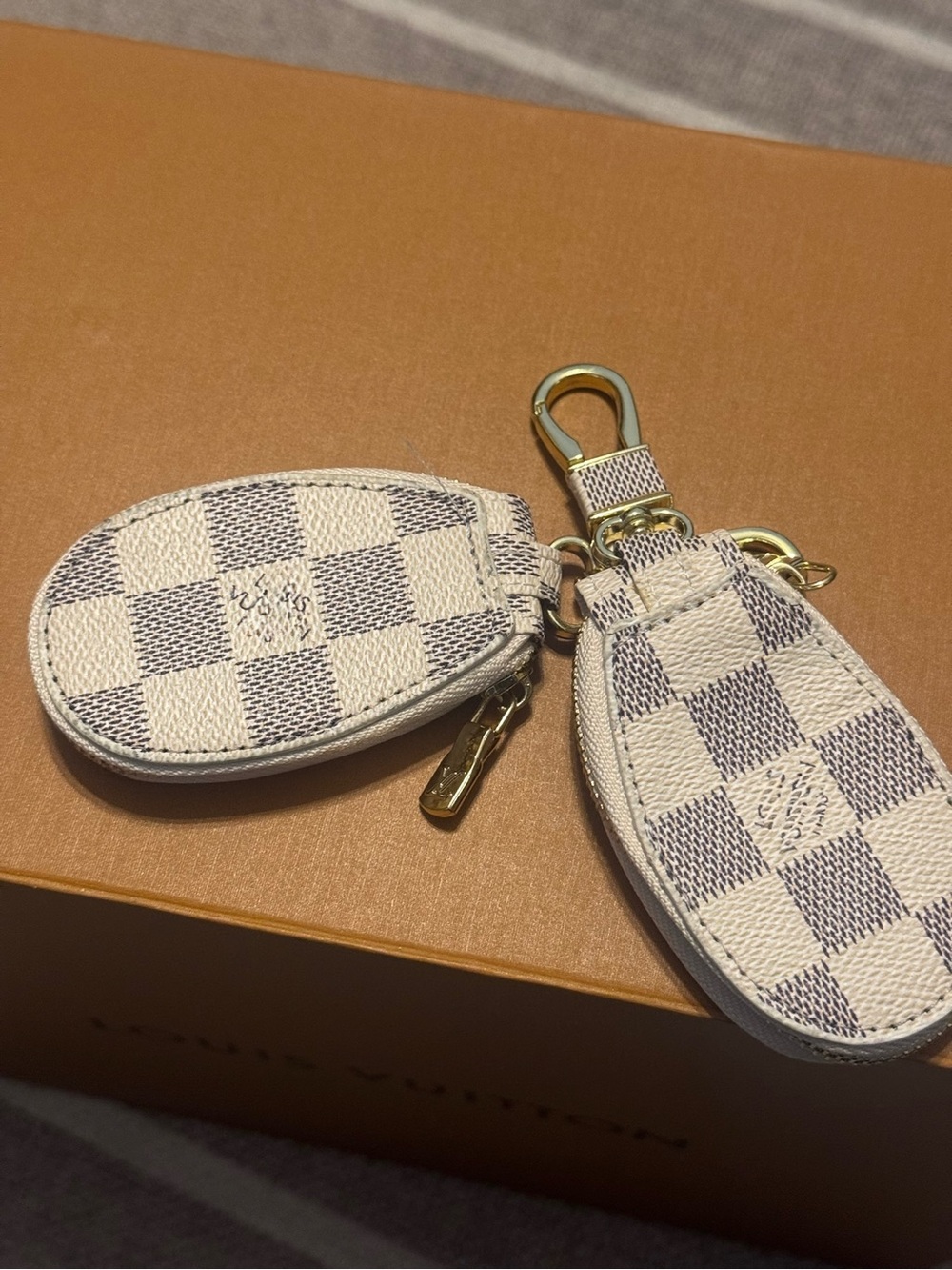 Luxury Designer Inspired Keyfob holder Keychain White Grid
